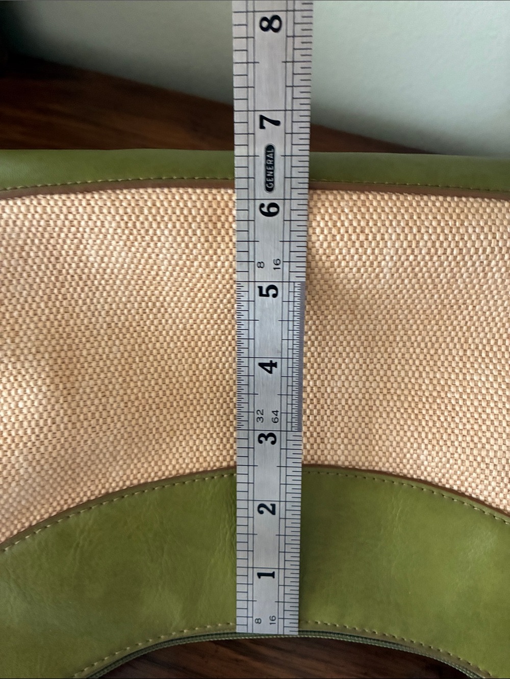 Etienne Aigner Green Manmade Leather and Beige Textile Woven Shoulder Bag -EUC - Picture 12 of 13